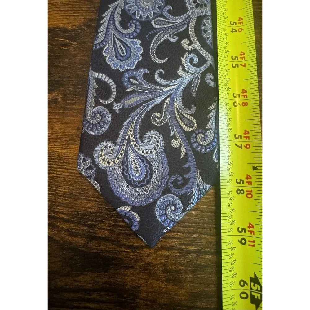Robert Talbott Estate Silk Necktie Navy Blue Silver Paisley Hand Made Luxury Tie